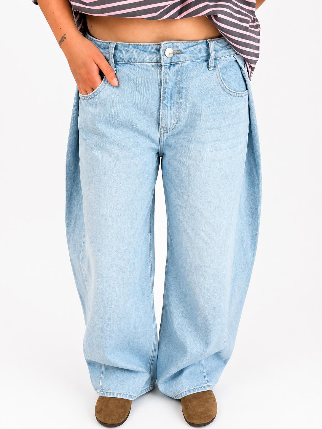 Wide‑Leg Denim Jeans